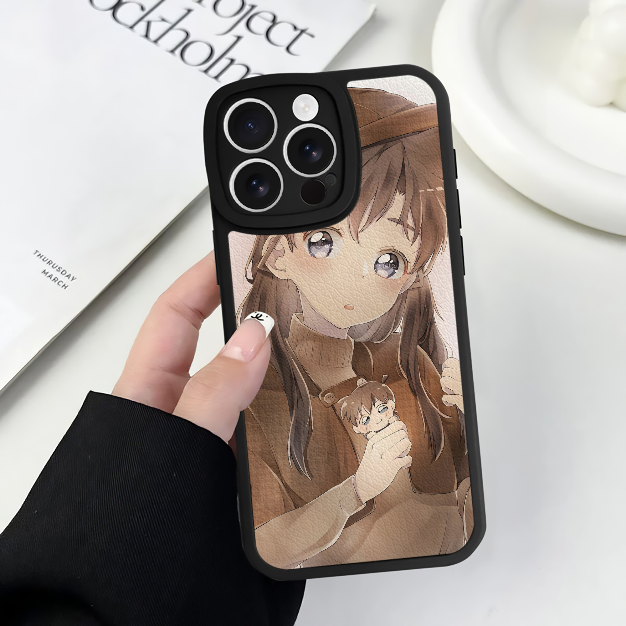 （画像用） 名探偵コナン Detective Conan 【iPhone 16シリーズ対応】シリコンスマホケース（レザー調） 材質：シリコン